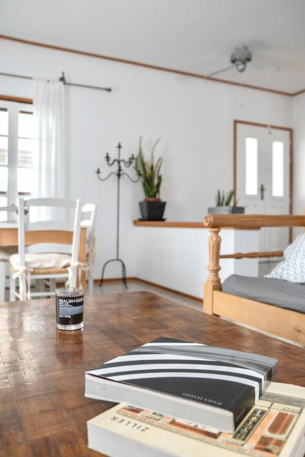Lotos Beach Home Kíni Kültér fotó