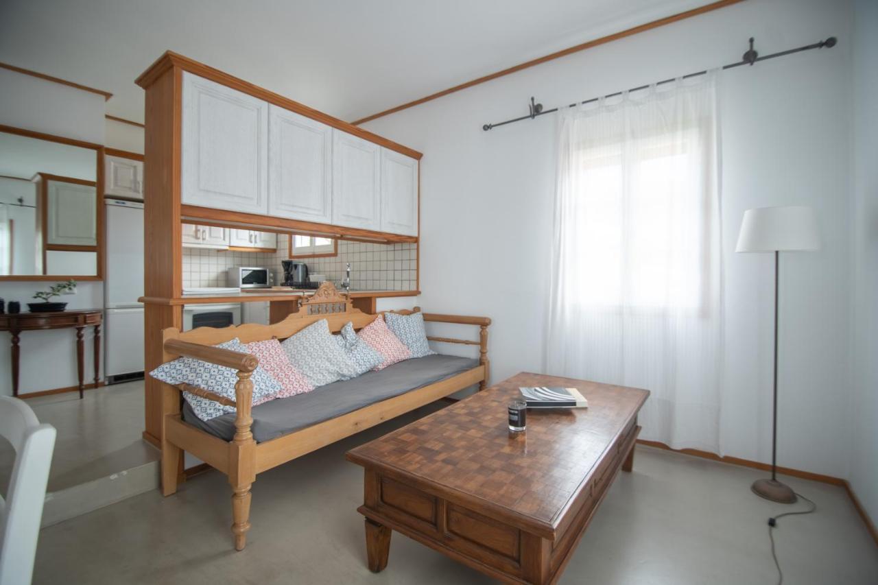 Lotos Beach Home Kíni Kültér fotó