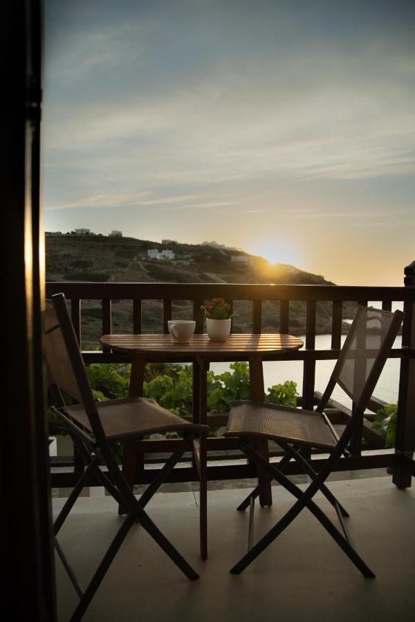 Lotos Beach Home Kíni Kültér fotó